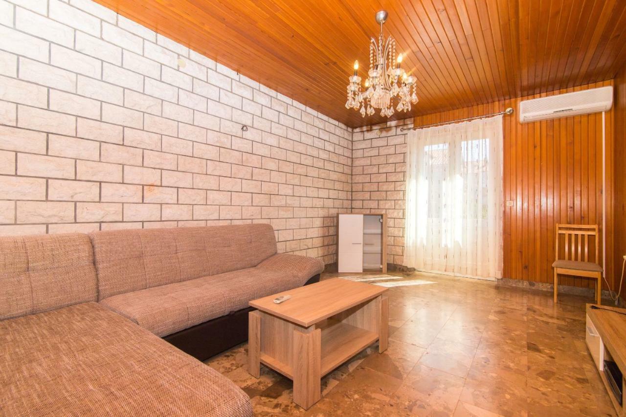Apartment Jerka Супетар Экстерьер фото